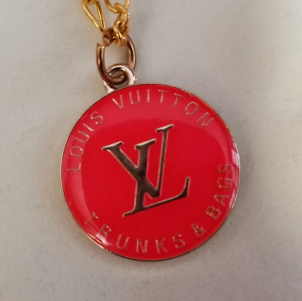 TRUNKS AND BAGS CHARM NEON RED - Picture 2 of 7